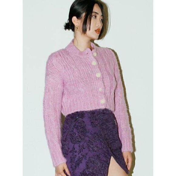 NWT Urban Outfitters Cameron Cropped Cable Knit Cardigan, Med $70 - Picture 1 of 10